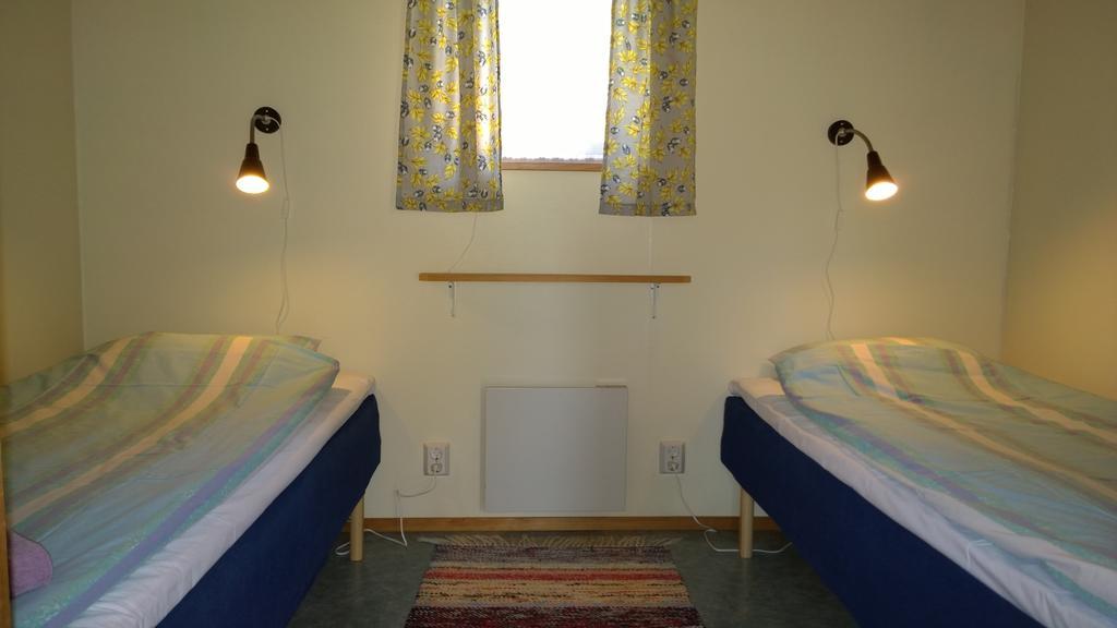 Gaestgard Christiansund Hotel Eckero Exterior photo