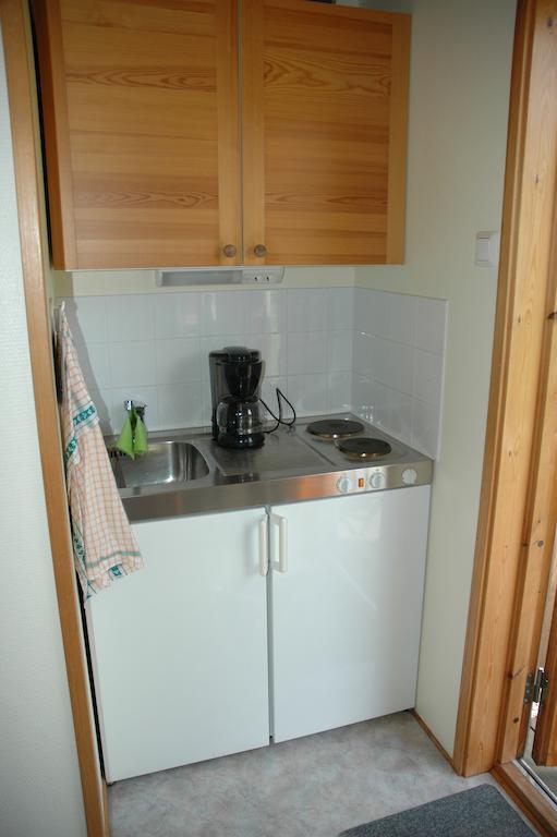 Gaestgard Christiansund Hotel Eckero Room photo